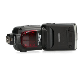 Nikon SB-910 Speedlight