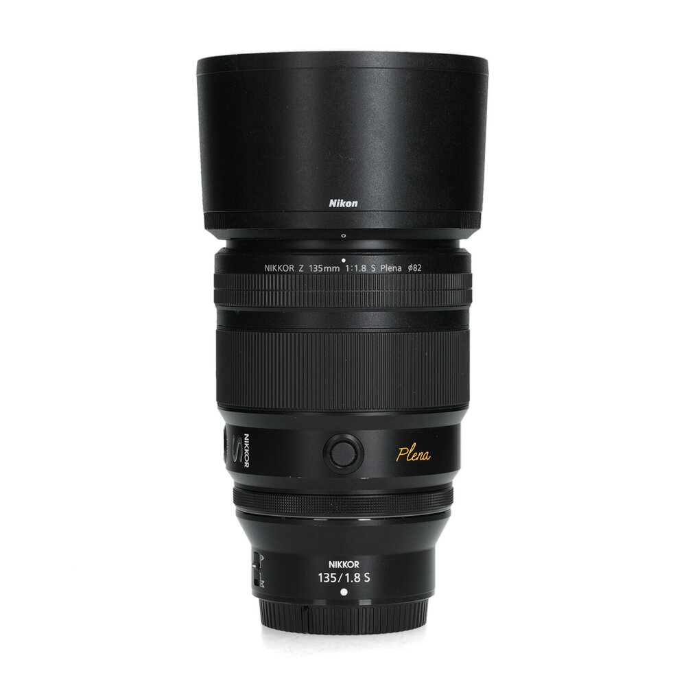 Nikon Z 135mm f/1.8 S Plena Nikon Z 135mm f/1.8 S Plena