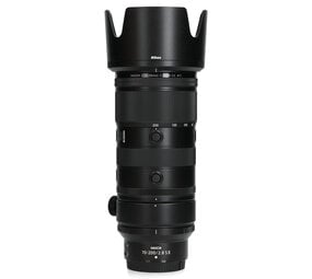 Nikon Nikon Z 70-200mm f/2.8 VR S II Nikon Nikon Z 70-200mm f/2.8 VR S II