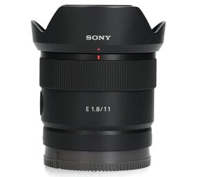 Sony Sony E 11mm f/1.8 Sony Sony E 11mm f/1.8