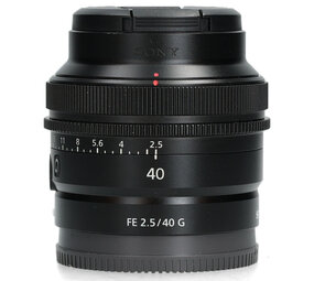 Sony FE 40mm f/2.5 G