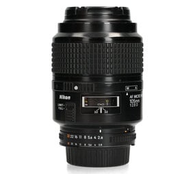 Nikon Nikon AF 105mm f/2.8 Micro Nikon Nikon AF 105mm f/2.8 Micro
