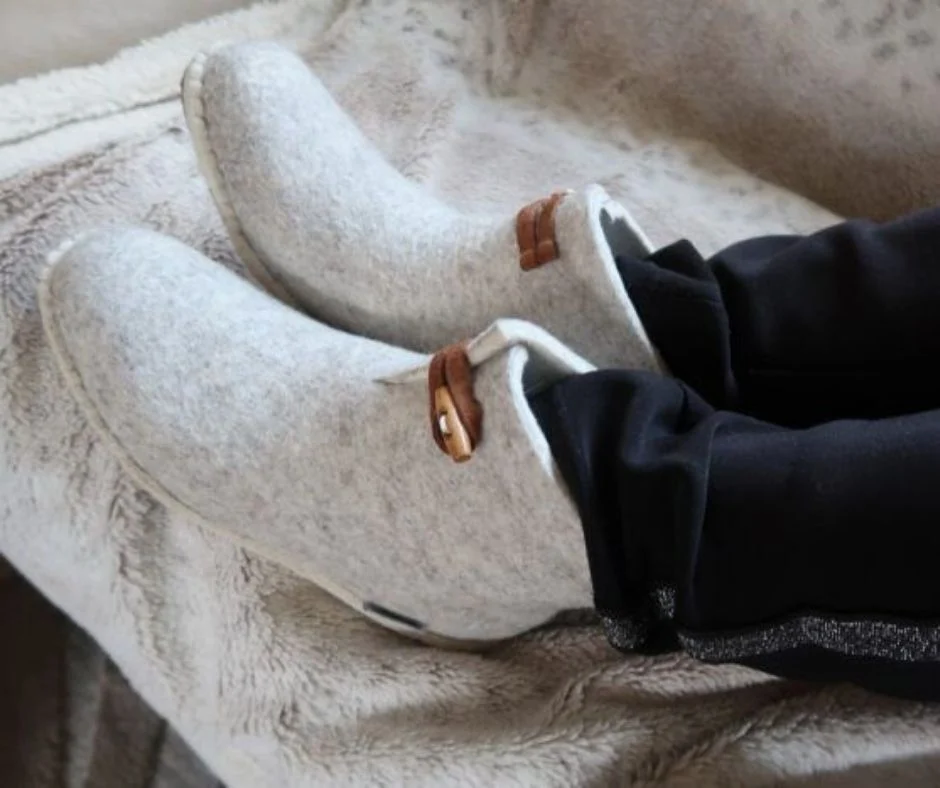 Maak kennis met de prachtige sloffen van Esgii