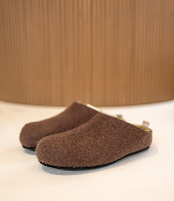 esgii Vilten herenslof Sloping back brown