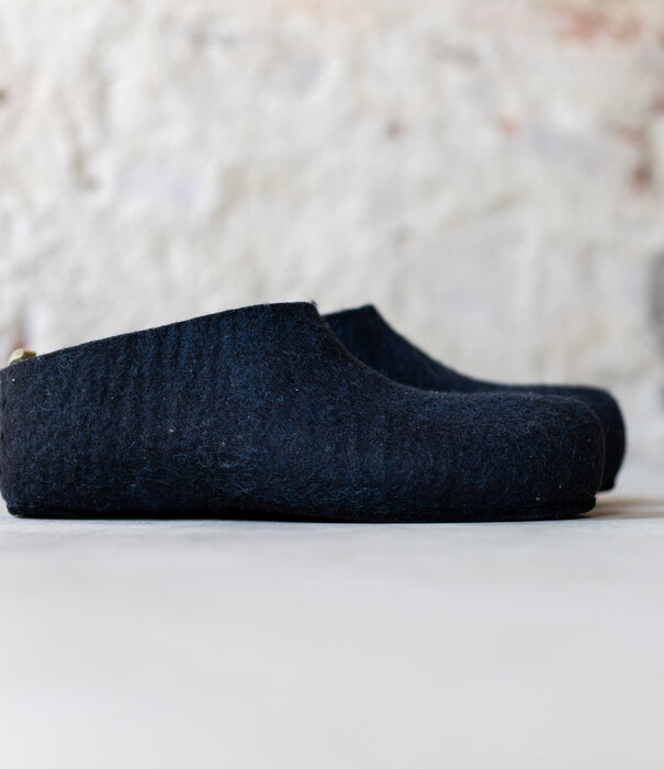 esgii Vilten herenslof Perforated blue