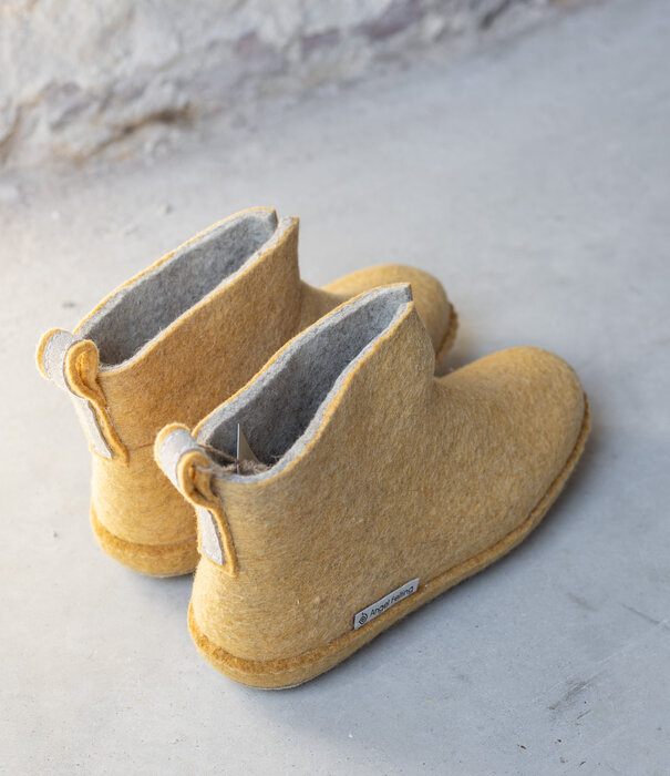 esgii High Boots Filzschuhe Bright Gold
