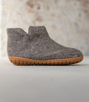 Hoher Damen Hausschuh Jado - Sesam - Größe 36-41 - Harte Sohle