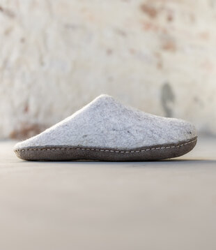 Damen Pantoffel Una - Hellgrau - 36 bis 41 - Weiche Sohle