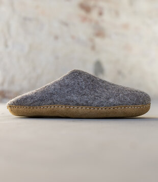 Damen Pantoffel Una - Sesam - 36 bis 41 - Weiche Sohle