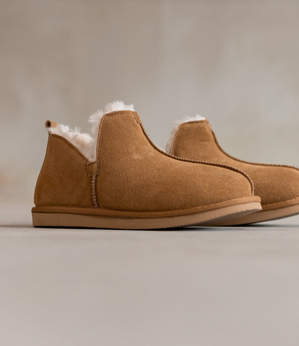 Van Buren sinds 1861 Lamsvacht Pantoffels Nooa Camel - Maat 37 t/m 49