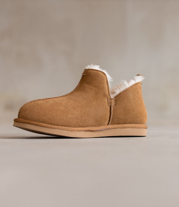 Van Buren sinds 1861 Lamsvacht Pantoffels Nooa Camel - Maat 37 t/m 49