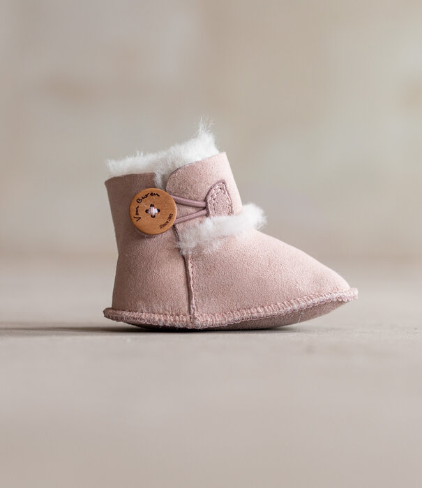 Van Buren sinds 1861 Schapenvacht babyslofjes -  Davin - Roze - 3 maten