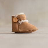 Schapenvacht babyslofjes -  Davin - Camel - 3 maten