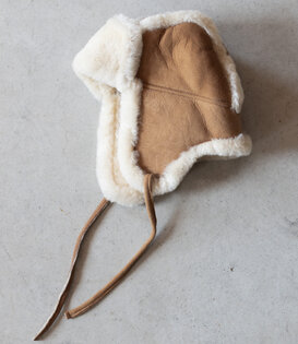 Schapenvacht baby & kinder muts - Camel