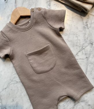 Lil 'Atelier Baby jobo sweatsuit mocha merinque