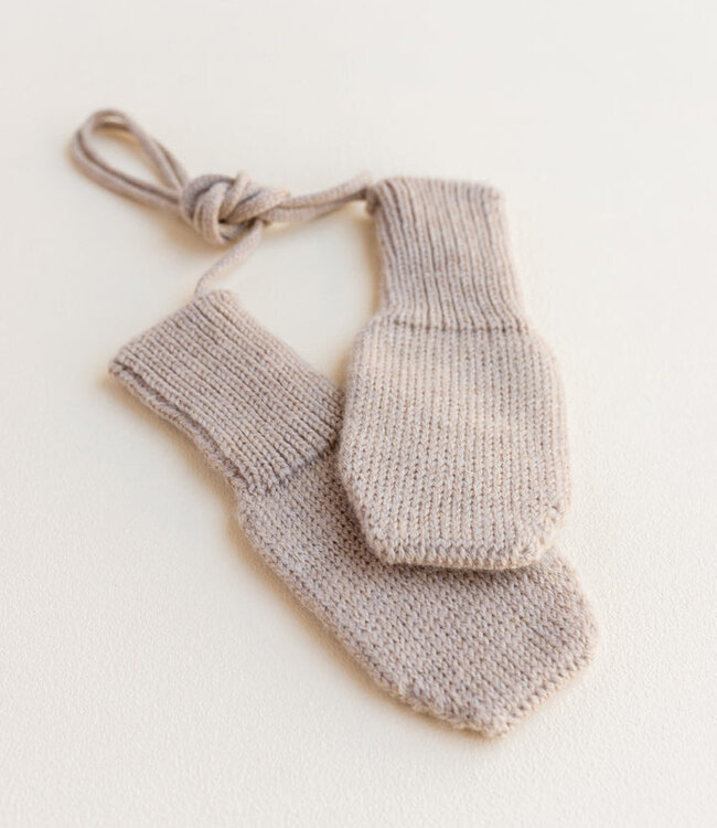 mittens fiza sand