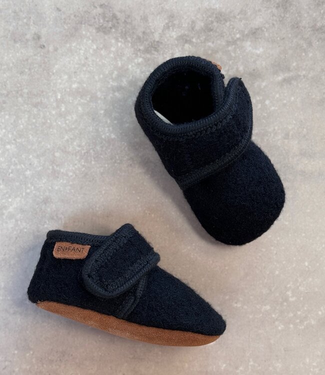 baby wool slippers black