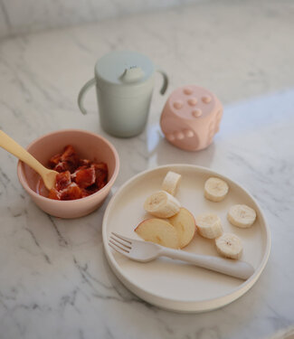 Mushie silicone bowl blush