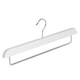 Cintre pantalon bois hêtre laqué blanc avec barre antidérapant Cintre pantalon bois hêtre laqué blanc avec barre antidérapant