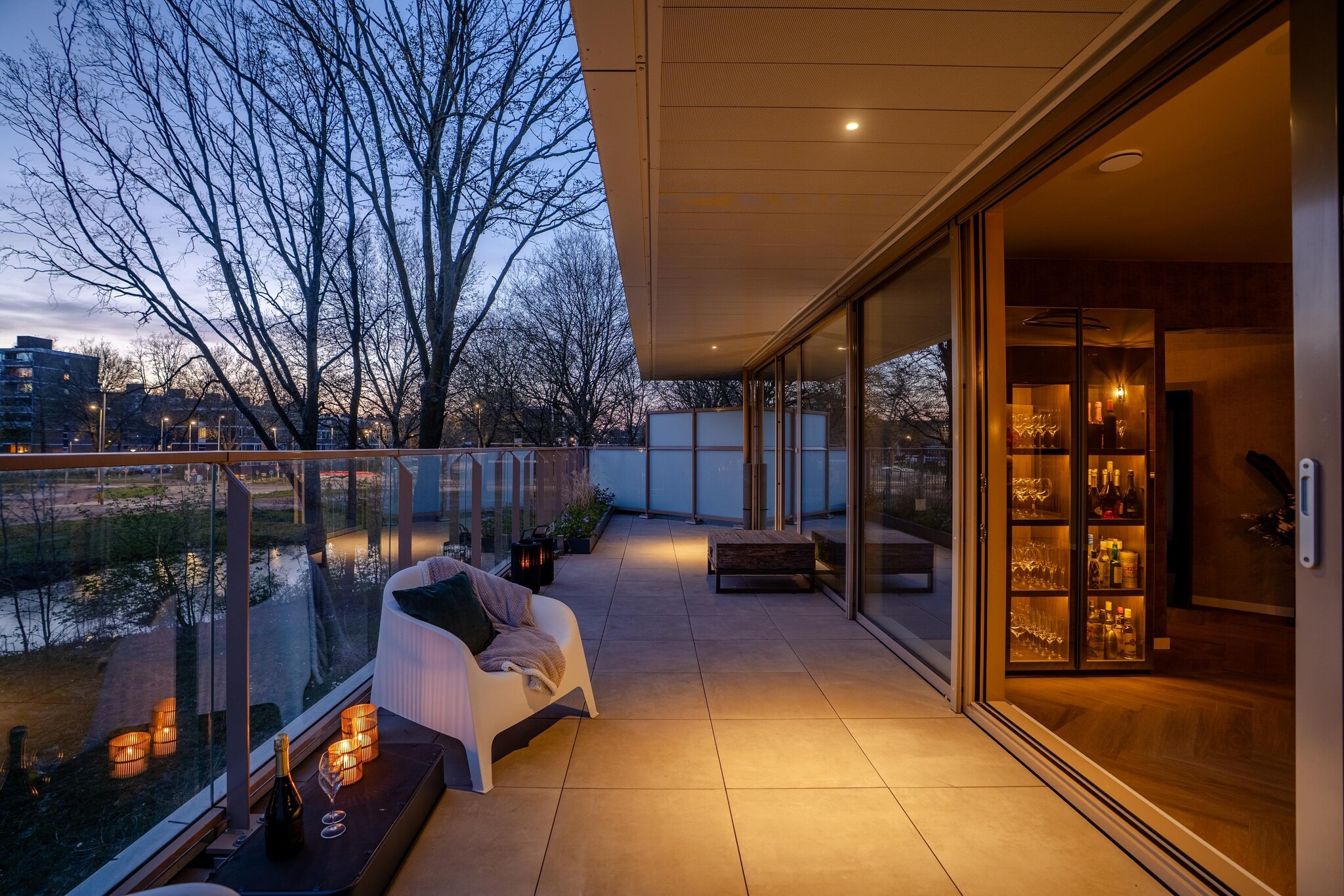 Nancy Zeelenbergsingel 22, Rotterdam € 1.249.000,- k.k.