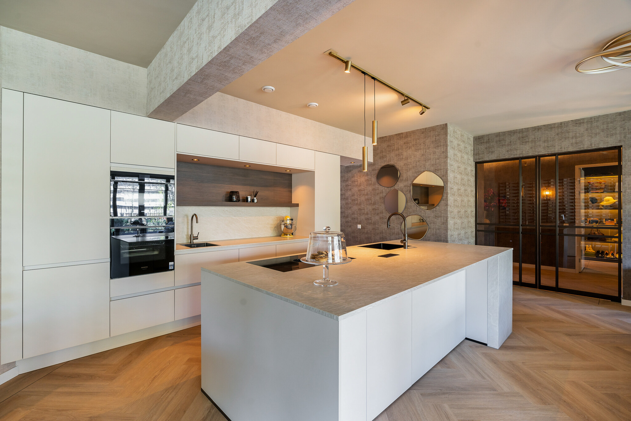 Nancy Zeelenbergsingel 22, Rotterdam € 1.249.000,- k.k.