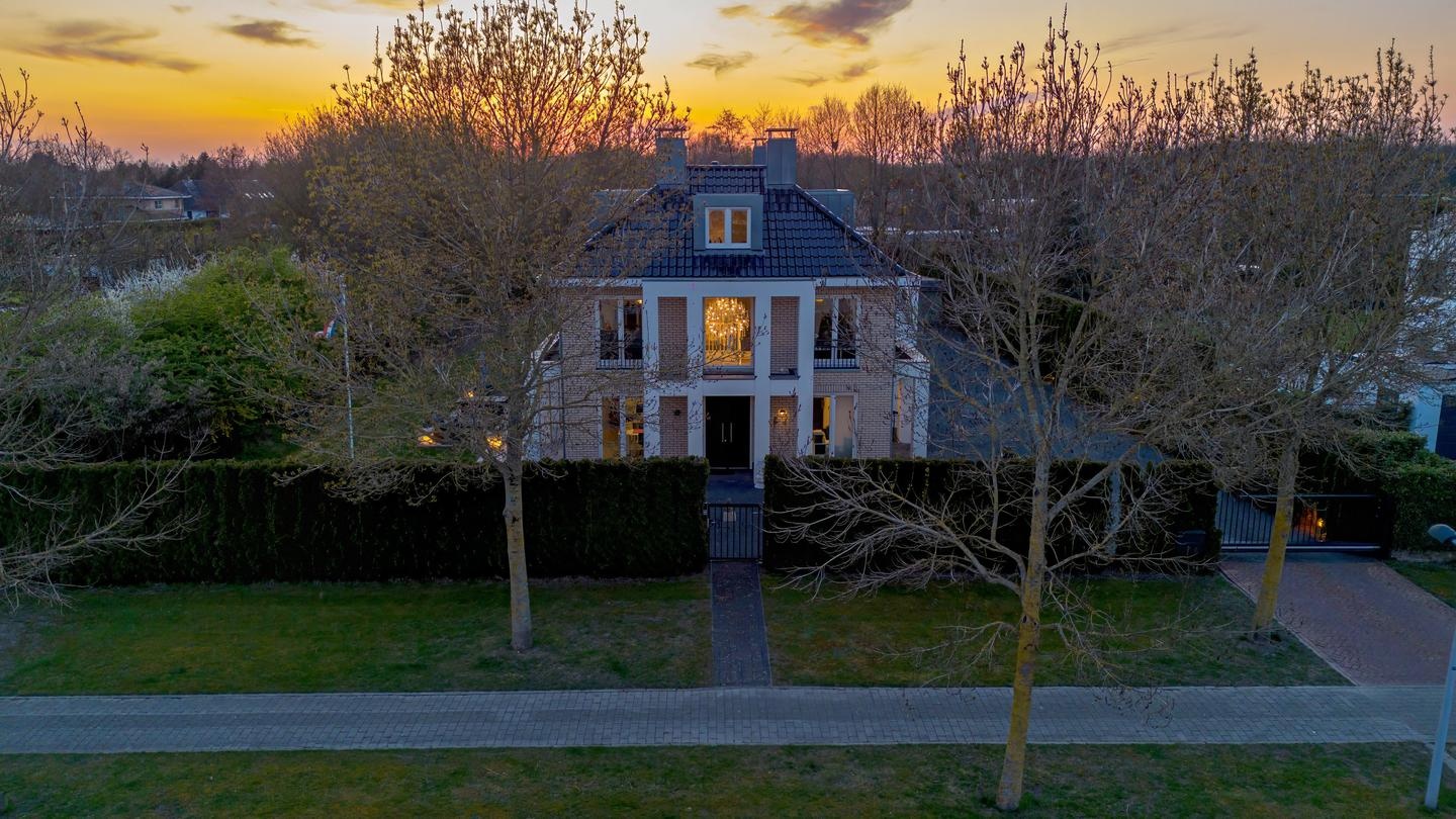 Stamerbos 16, Almere €1.895.000 k.k.