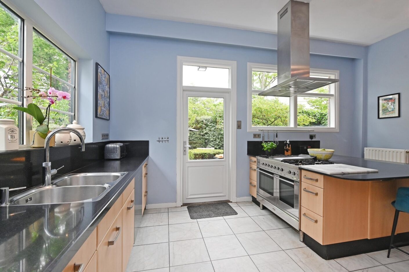 Badhuisweg 94 's-Gravenhage € 1.995.000,- k.k.