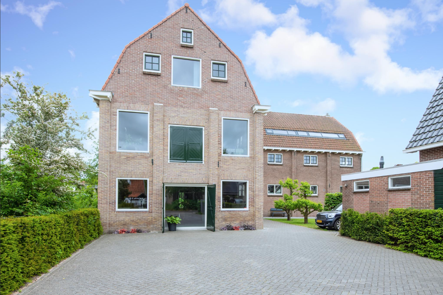 Holleweg 100, Heiloo €2.975.000 k.k.