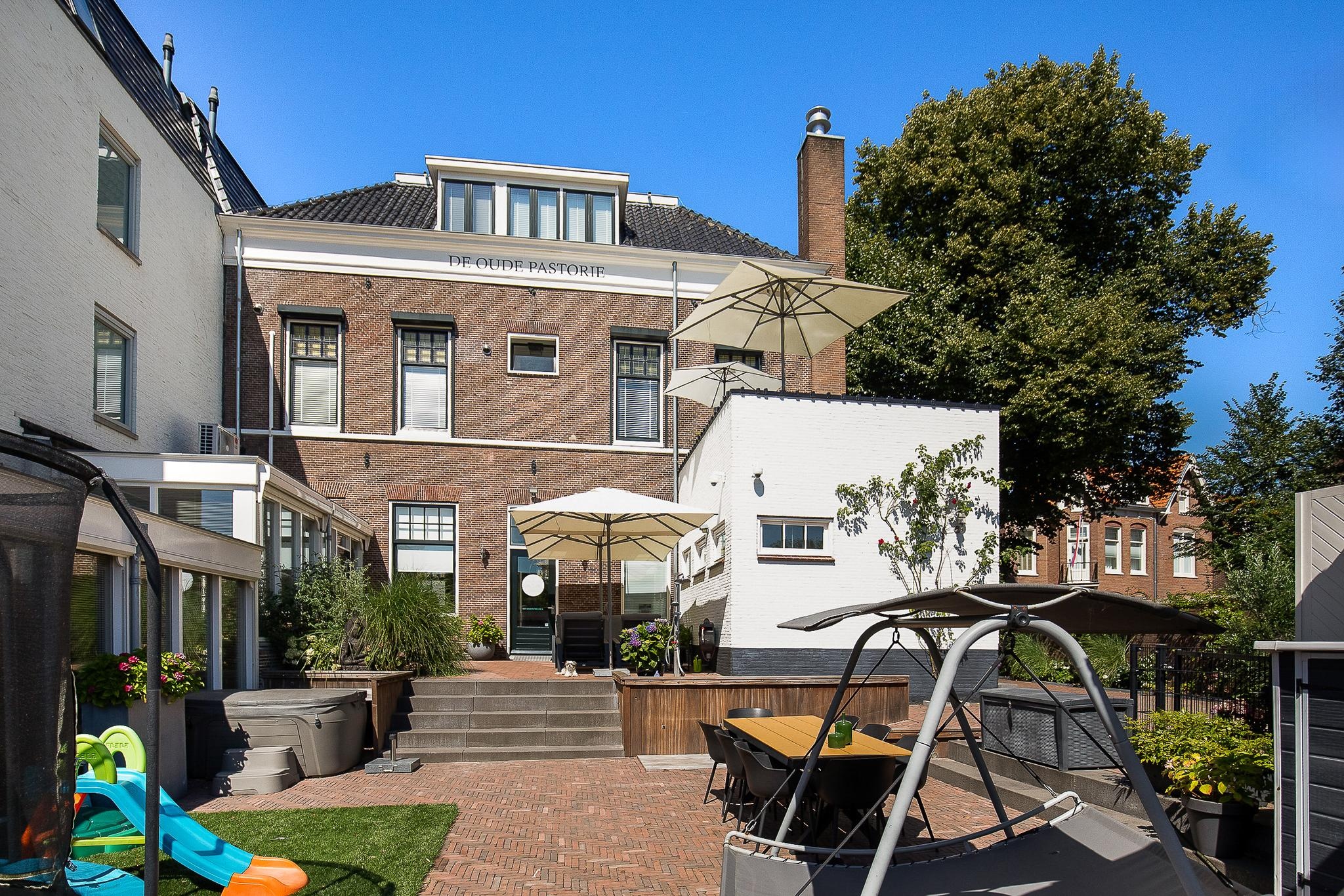 Grachtweg 2, Lisse €1.750.000 k.k.