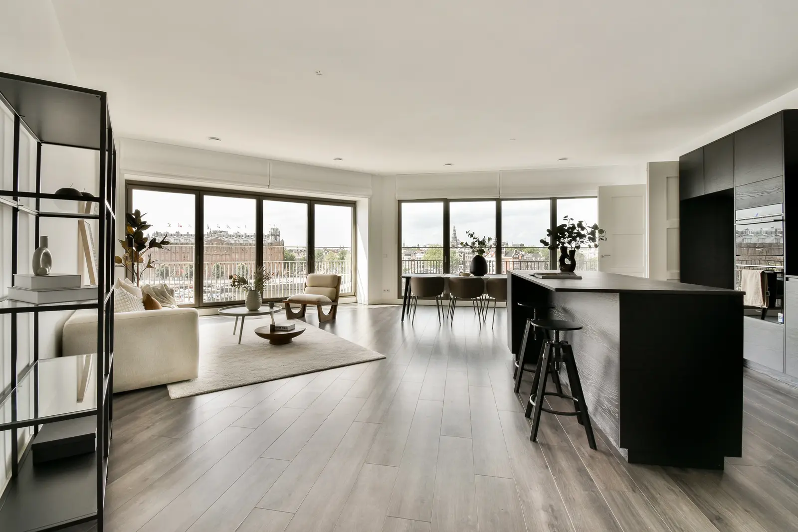 Oosterdokskade 25, Amsterdam €1.090.000 k.k.