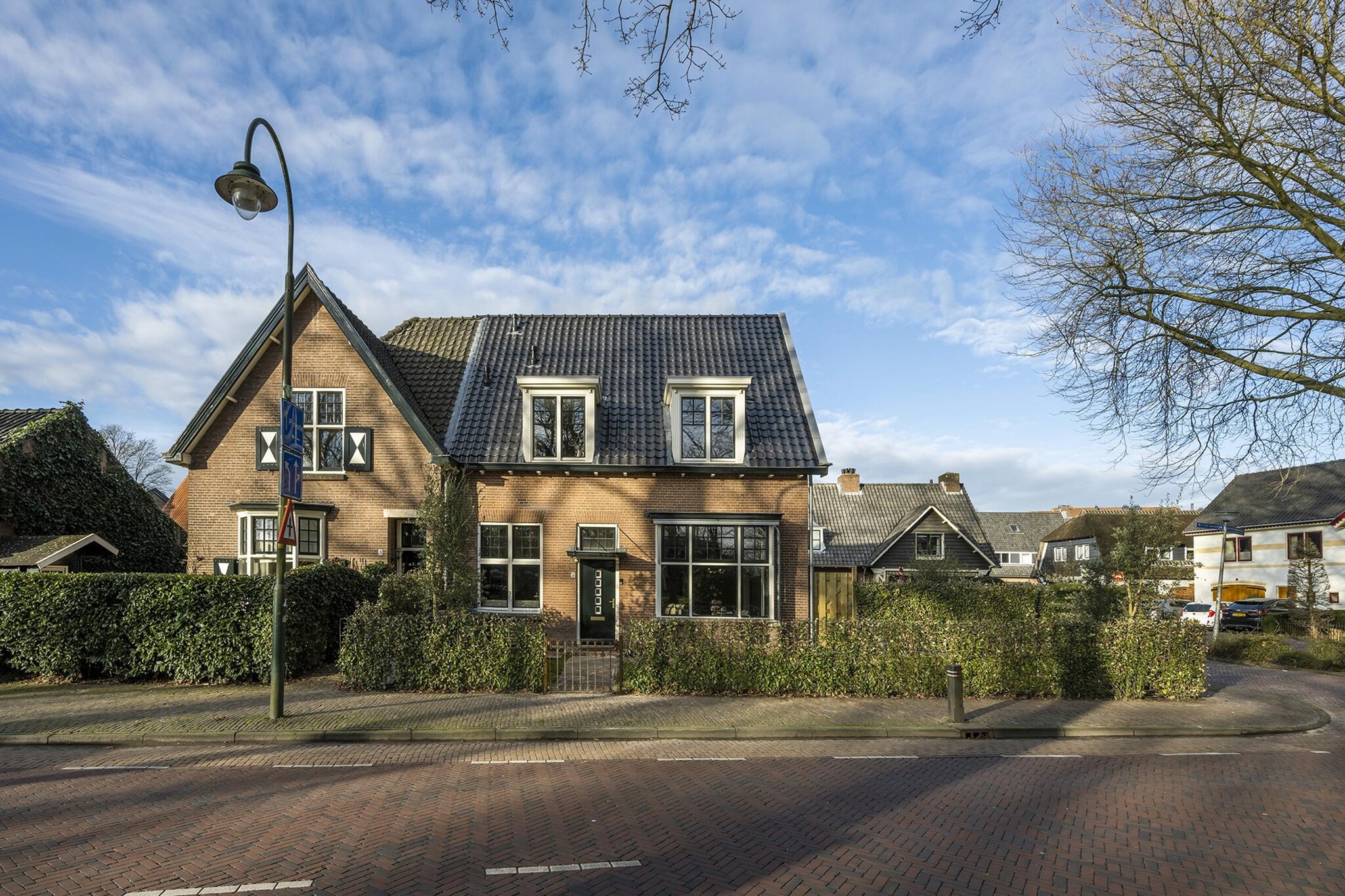 Brink 5, Laren €1.495.000 k.k.