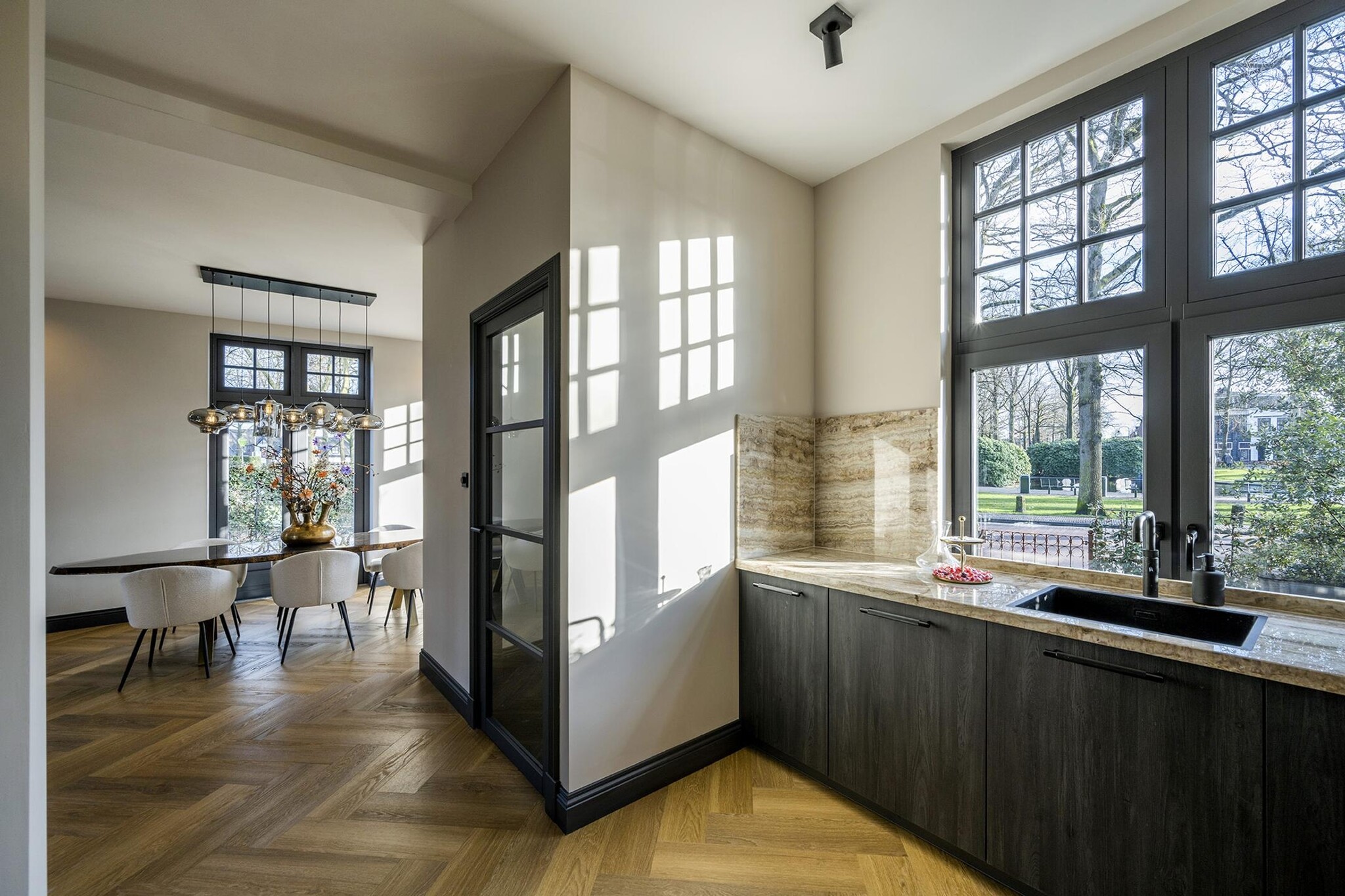 Brink 5, Laren €1.495.000 k.k.