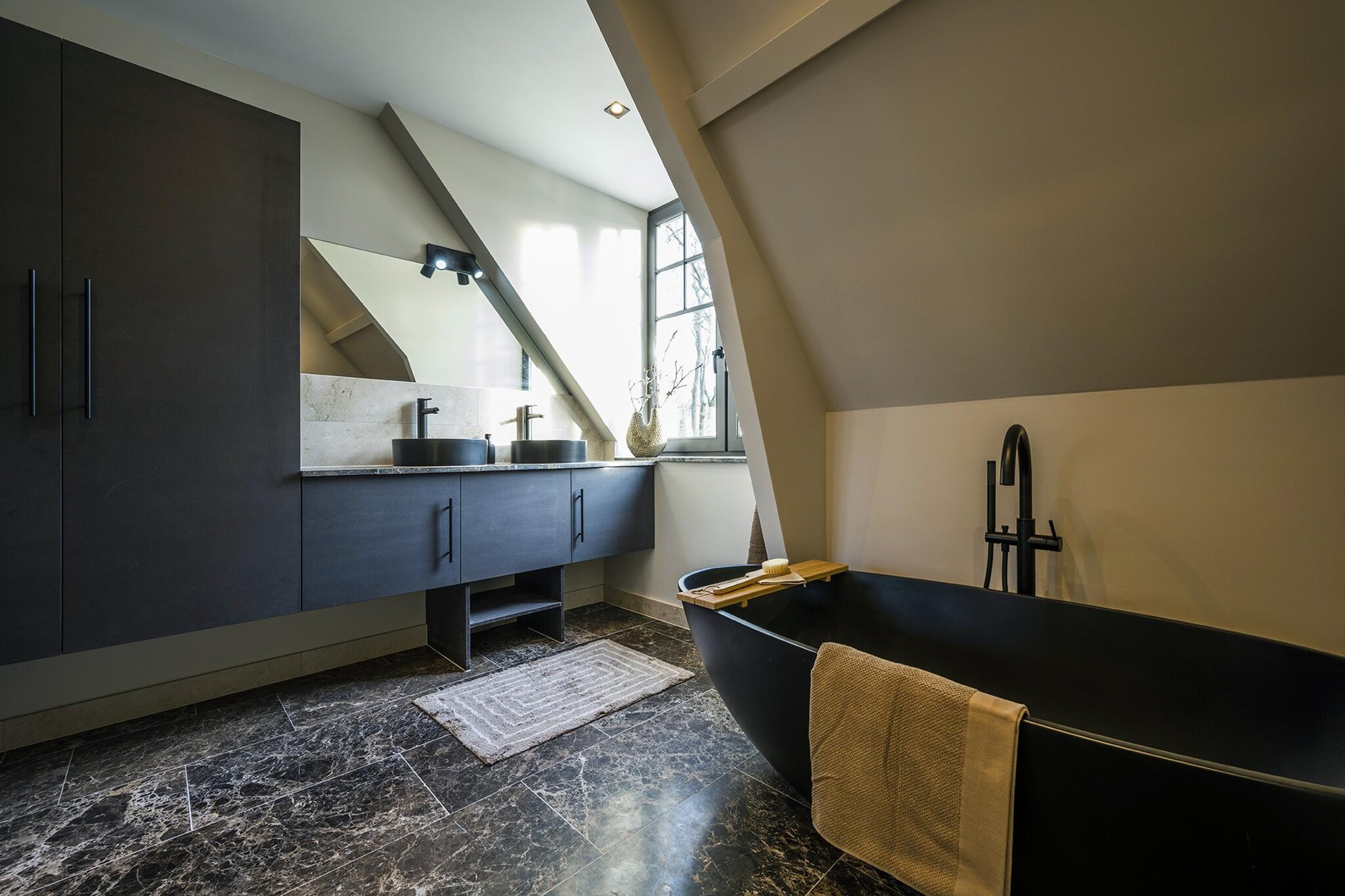 Brink 5, Laren €1.495.000 k.k.