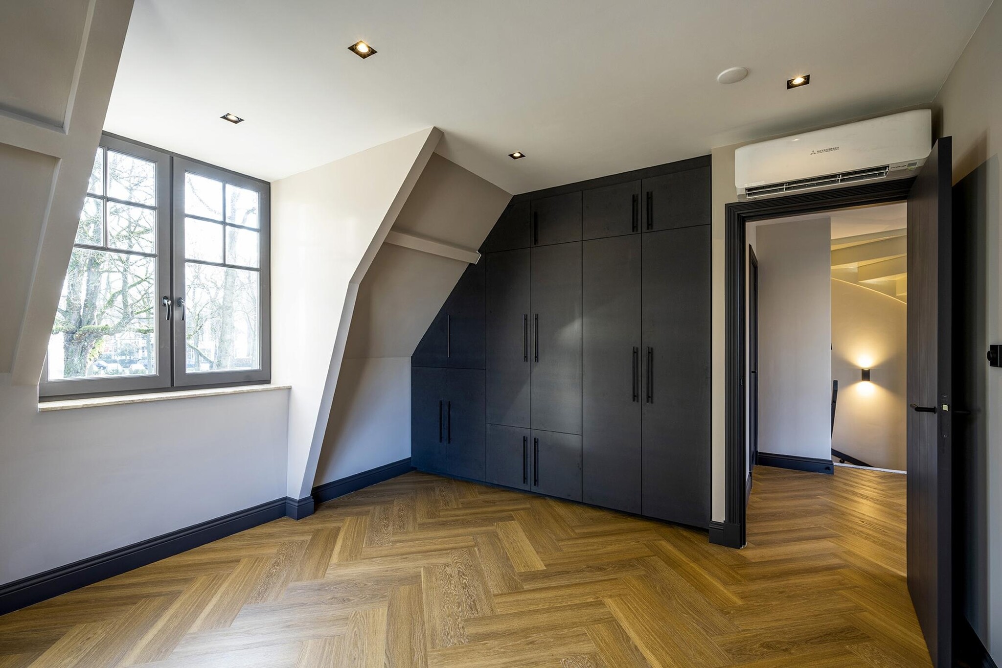 Brink 5, Laren €1.495.000 k.k.