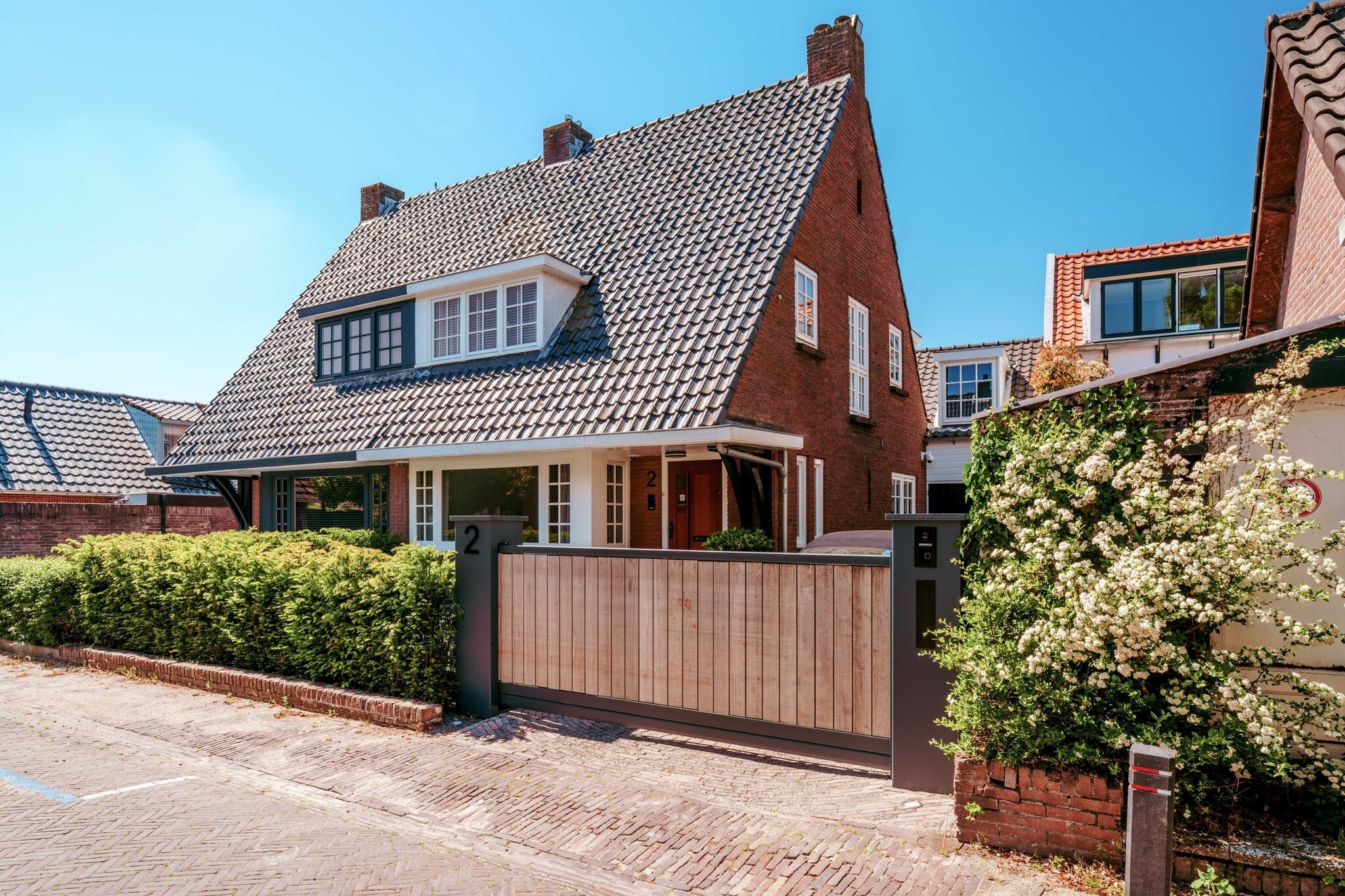Ambachtstraat 2, Laren €1.075.000 k.k.