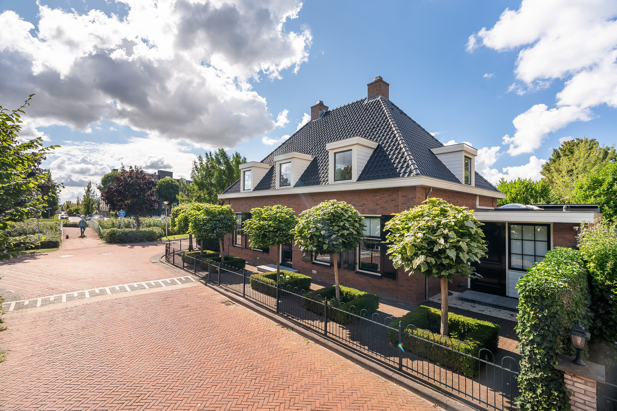 Noorderhoeve 2, Barendrecht €1.650.000 k.k.