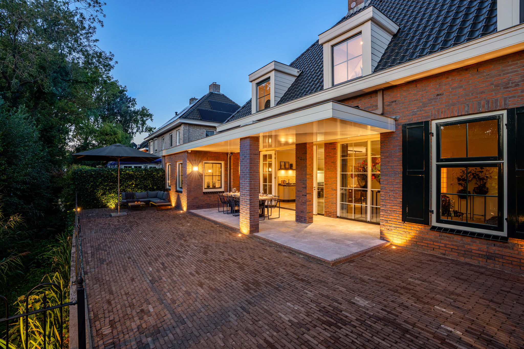 Noorderhoeve 2, Barendrecht €1.650.000 k.k.