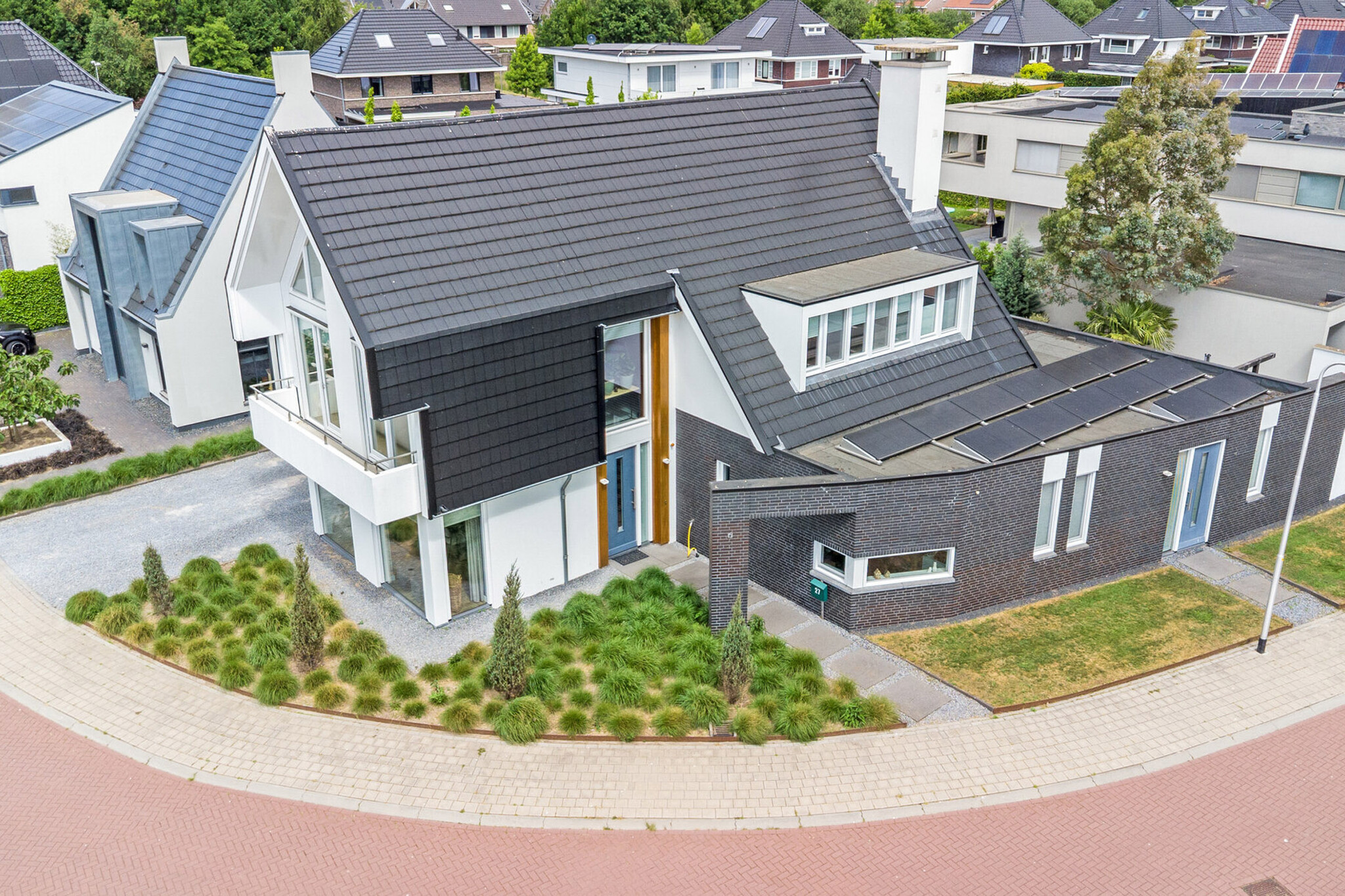 Havik 27 7132 DT LICHTENVOORDE  € 1.100.000,- k.k.