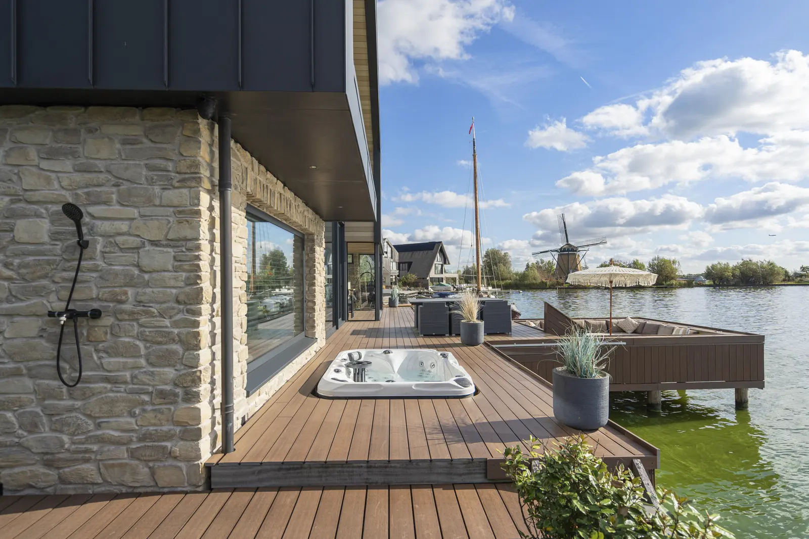 Molensloot 13, Spaarndam €1.945.000 k.k.