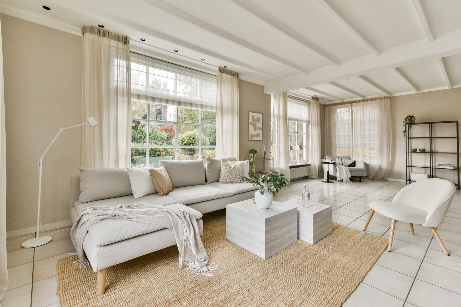 Noordeinde 175, Roelofarendsveen €1.000.000 k.k.