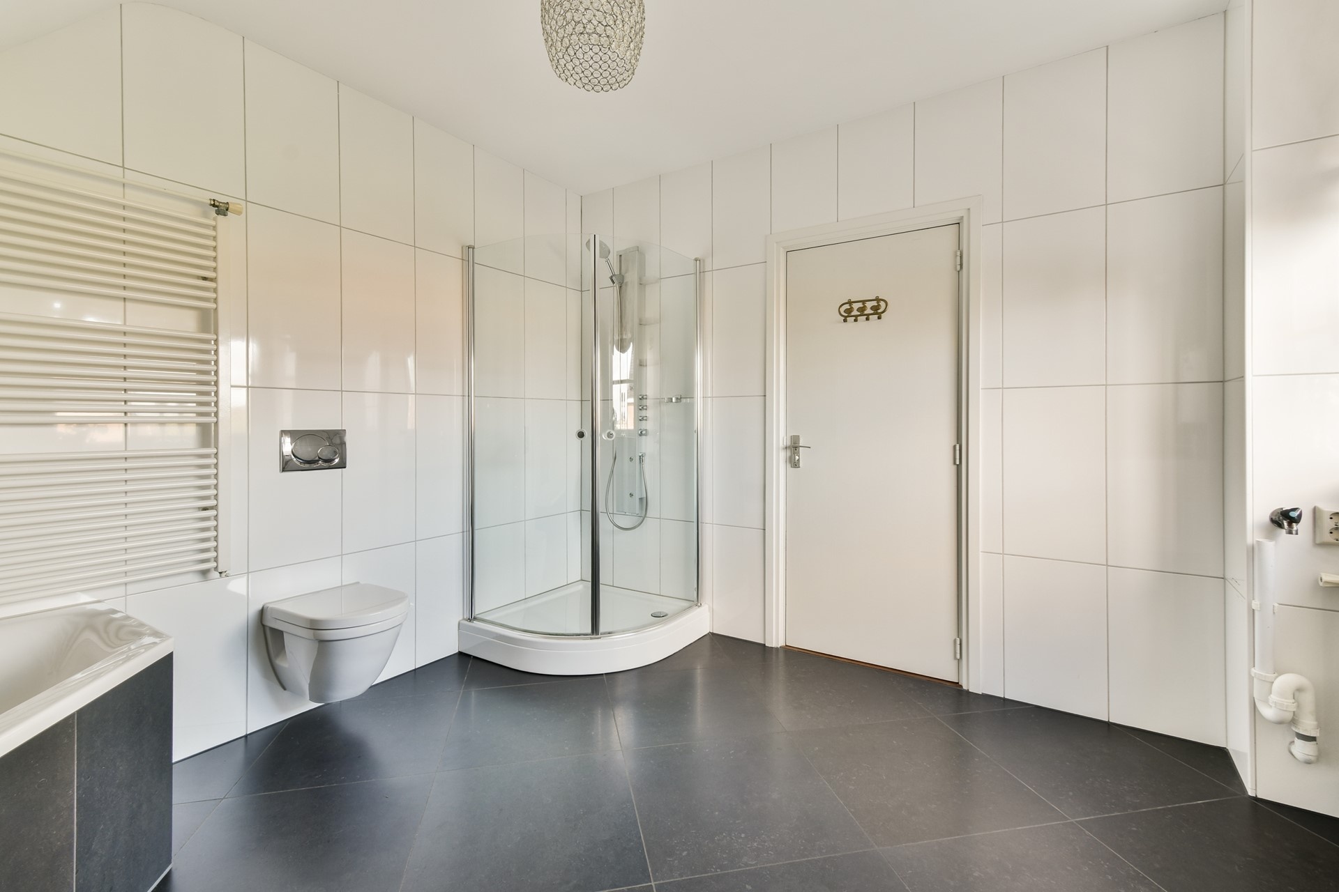 Noordeinde 175, Roelofarendsveen €1.000.000 k.k.