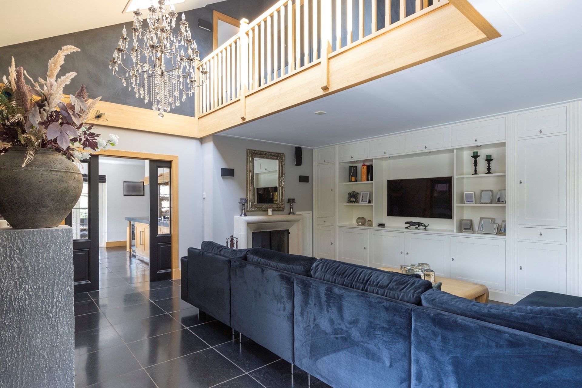 Dijkstraat 30, Roelofarendsveen €1.500.000 k.k.