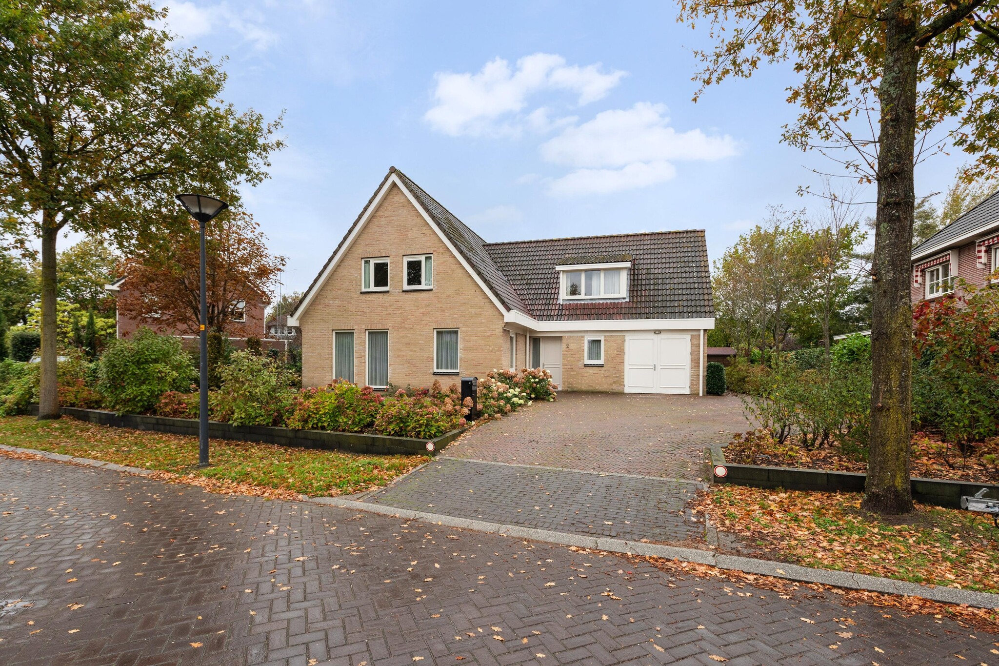 Statendam 2, Hoofddorp €1.250.000 k.k.