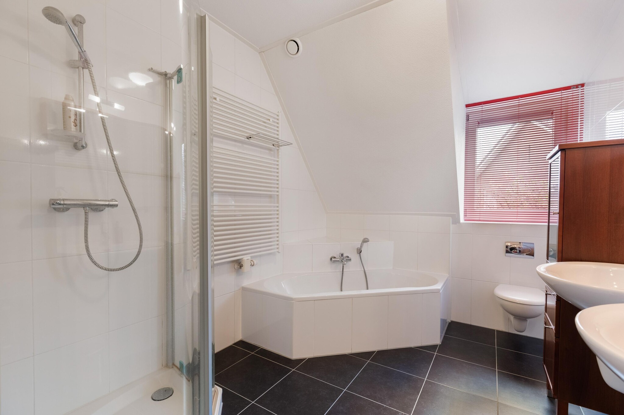 Statendam 2, Hoofddorp €1.250.000 k.k.