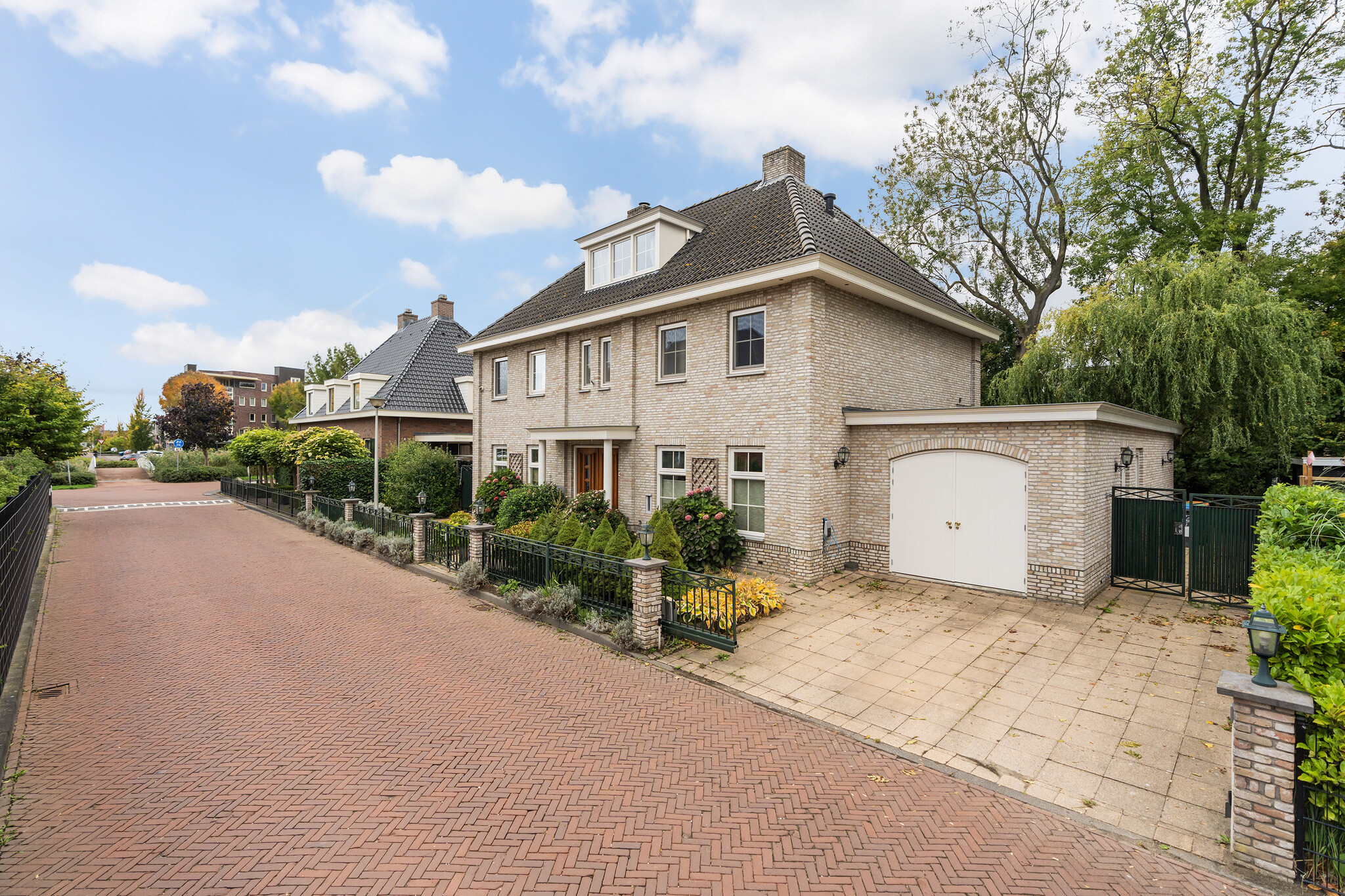 Noorderhoeve 4, Barendrecht €1.375.000 k.k.