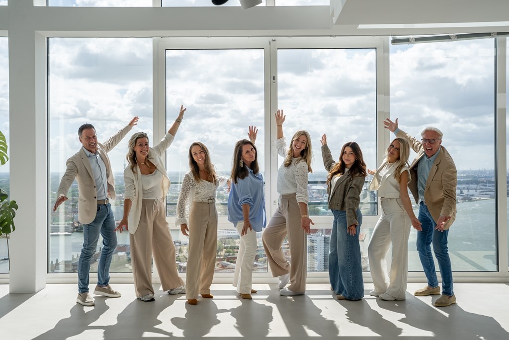 At Home Makelaardij | De eerste makelaar op Vastgoed Exclusief