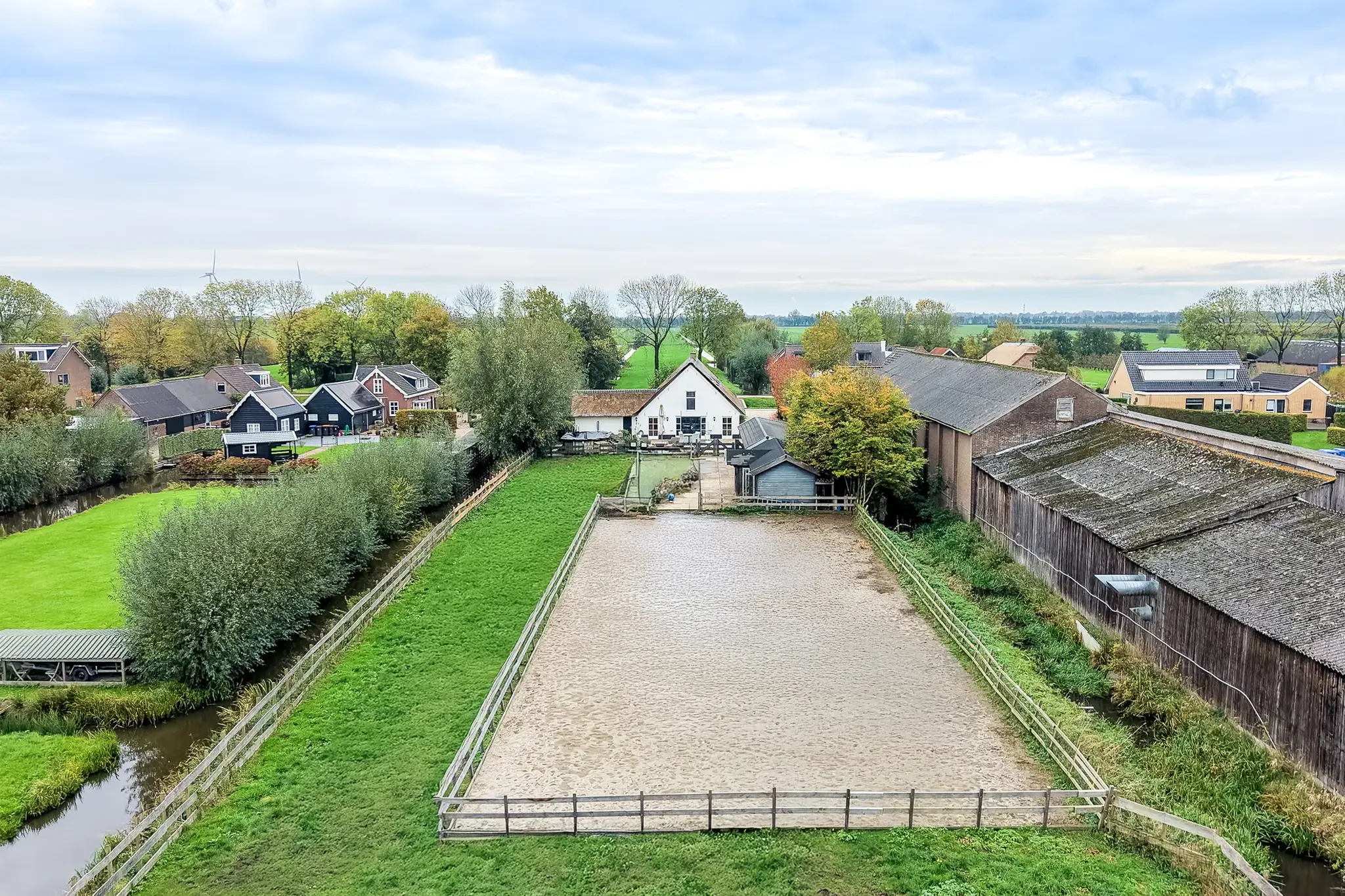 Benedeneind NZ 384, Benschop €1.250.000 k.k.