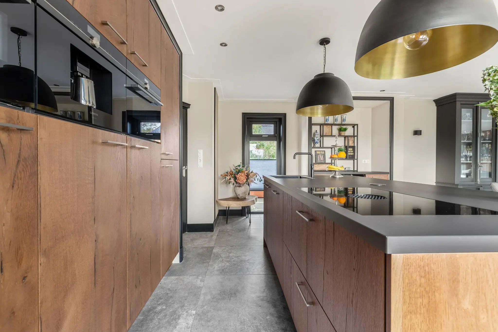 Luttik Cie 37, Heemskerk €2.100.000 k.k.