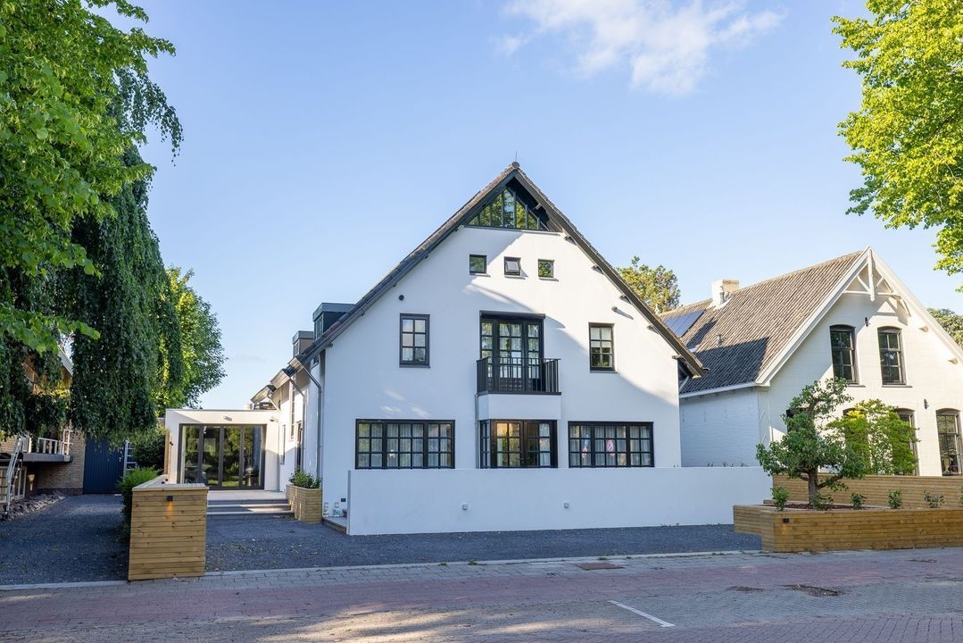 Raadhuislaan 22, Mijnsheerenland €1.995.000 k.k.