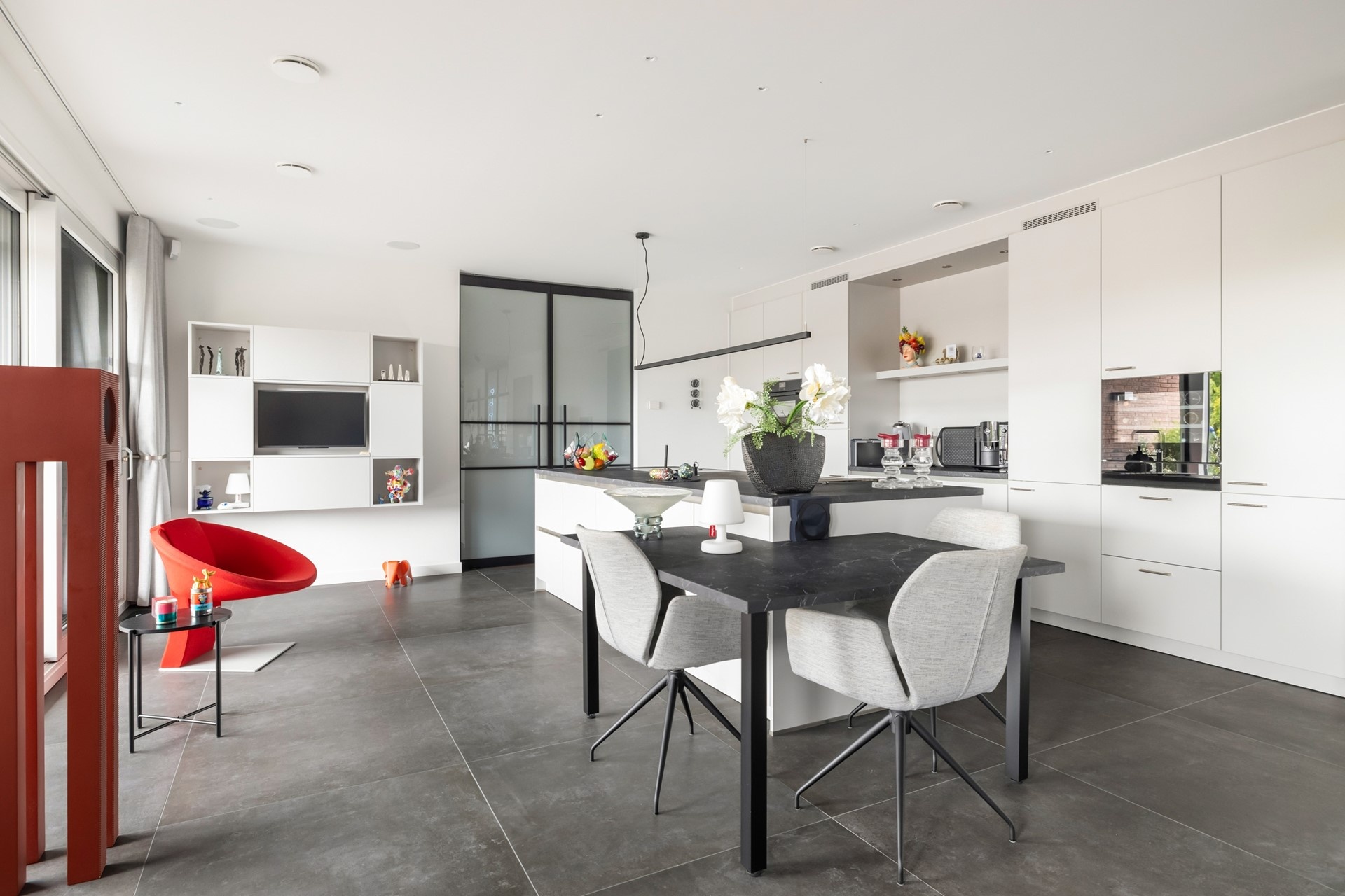 Leidsestraatweg 71, Woerden €2.200.000 k.k.